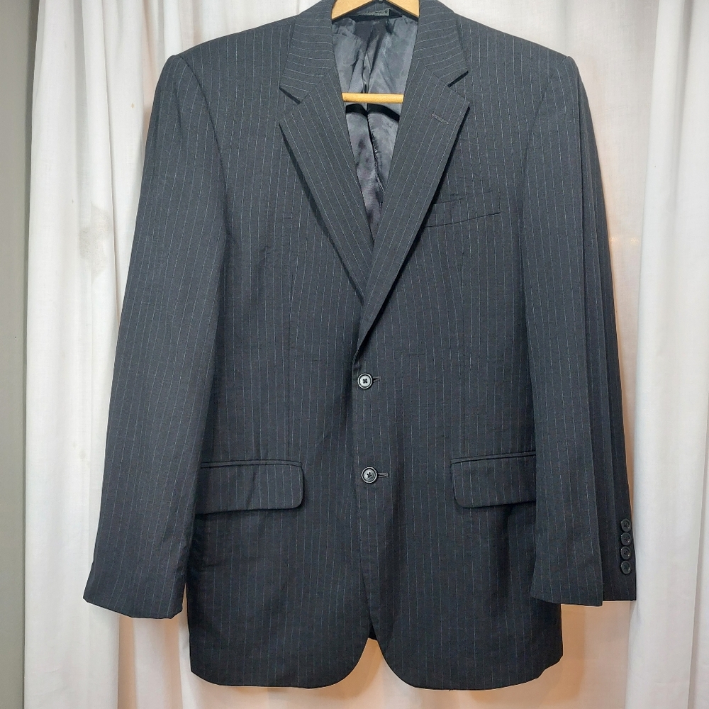 Michael Kors Men's Gray Black Striped 3 Button Suit Jacket Size‎ 48R